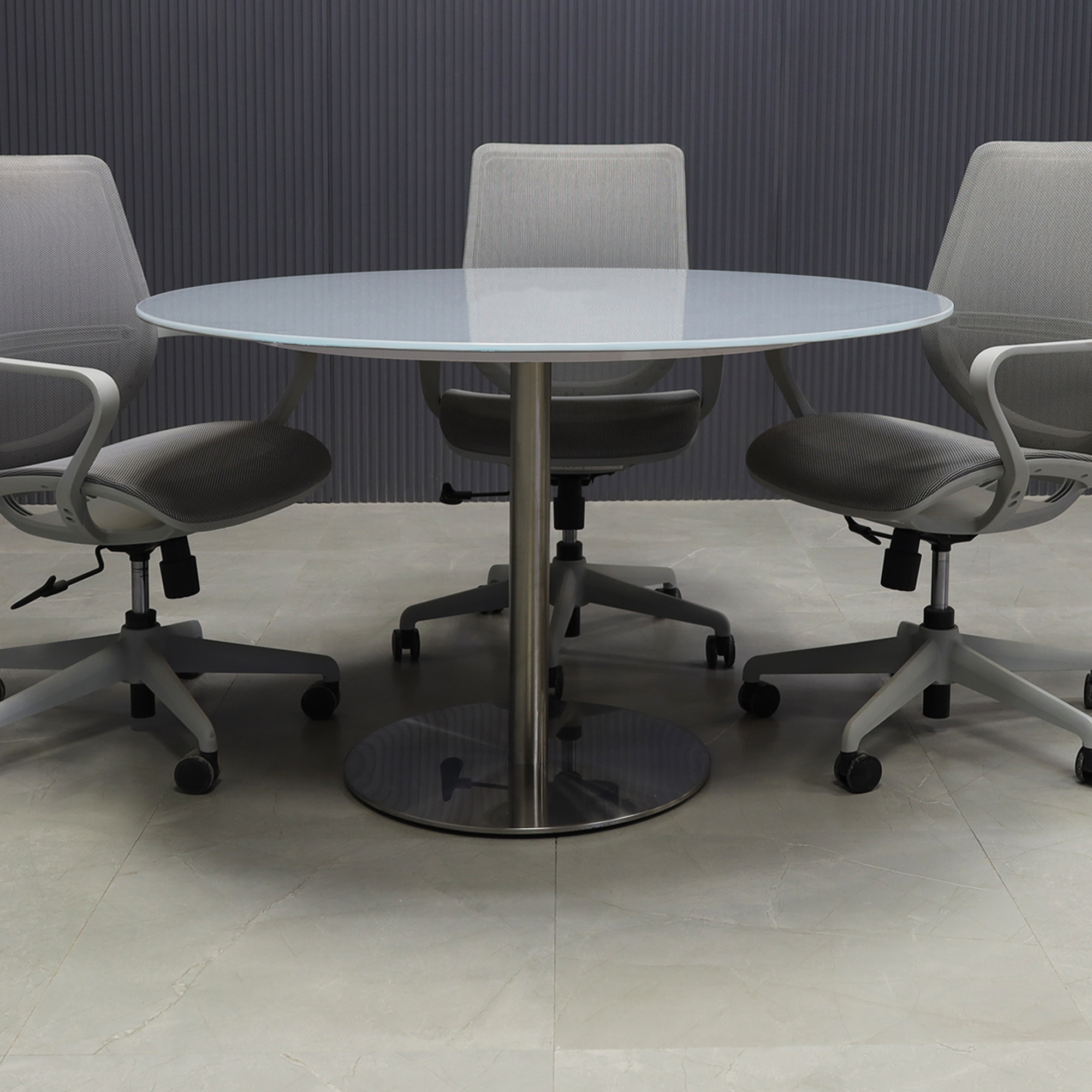 California Round Tempered Glass Cafeteria Table