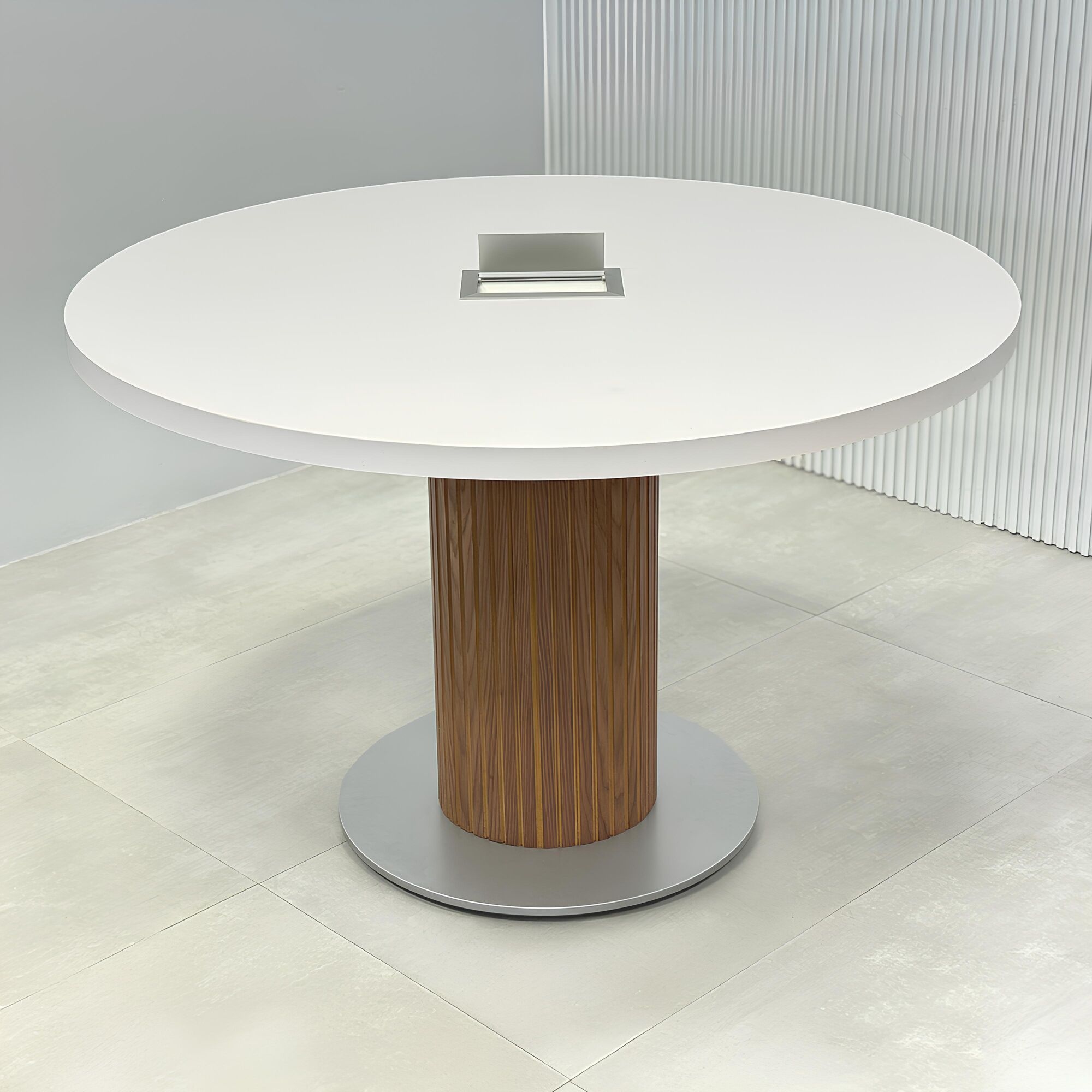 Newton Round Conference Table with X3 Base 